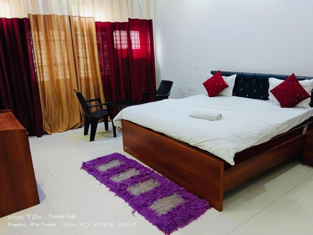 Mauji'S Villa Hotel & Guest House Аллахабад Екстер'єр фото